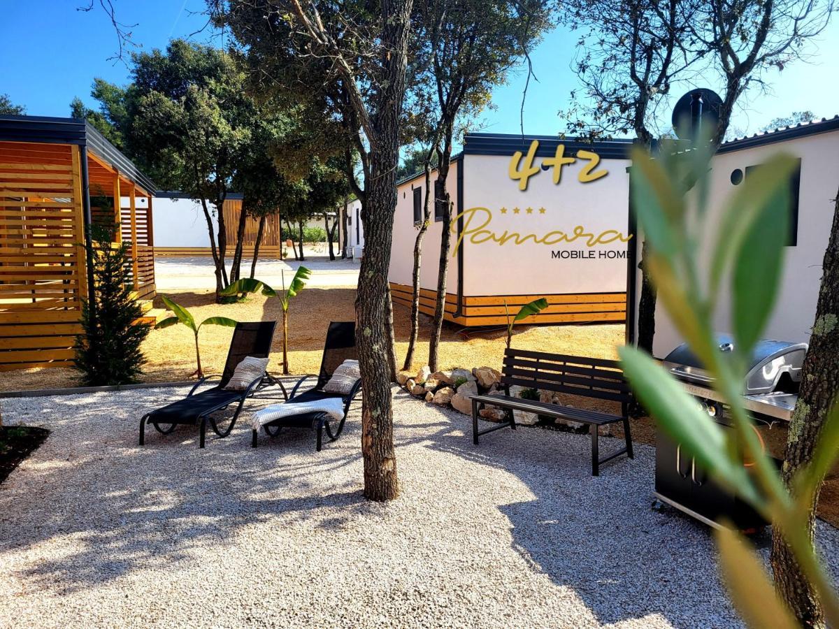 Pamara Mobile Home บีโอกราดนาโมรู ภายนอก รูปภาพ