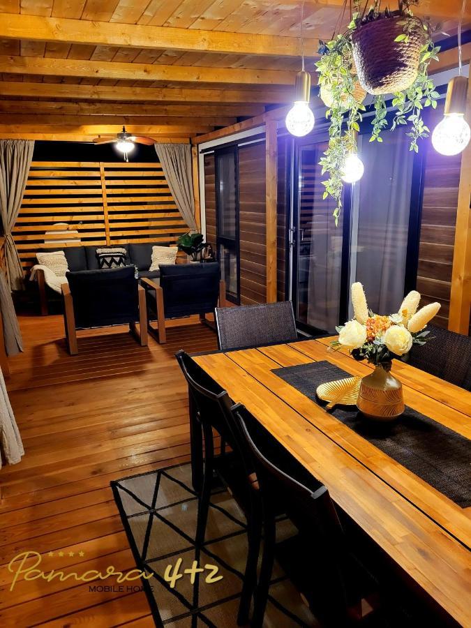 Pamara Mobile Home บีโอกราดนาโมรู ภายนอก รูปภาพ
