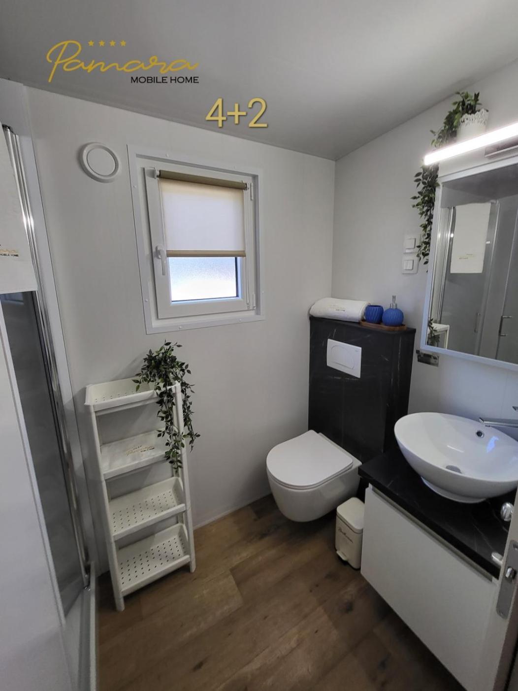 Pamara Mobile Home บีโอกราดนาโมรู ภายนอก รูปภาพ