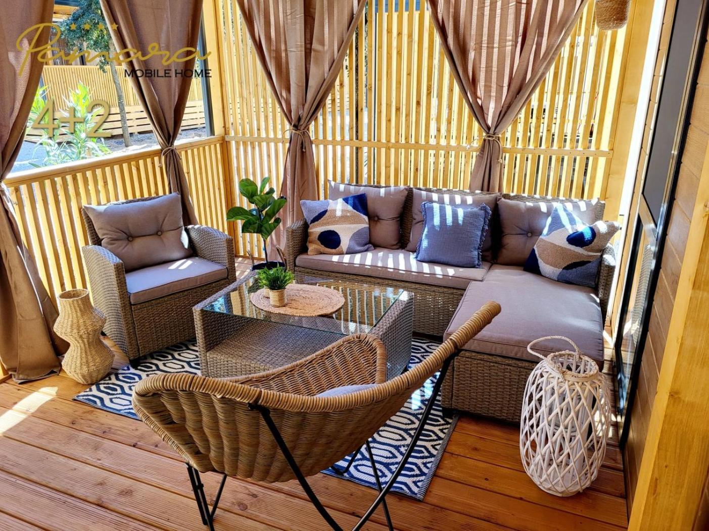 Pamara Mobile Home บีโอกราดนาโมรู ภายนอก รูปภาพ