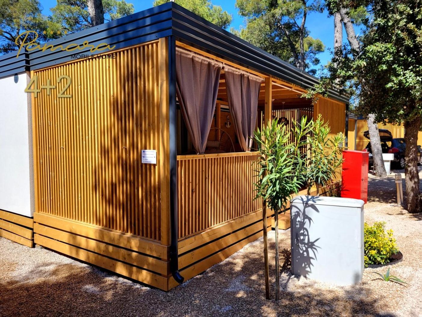 Pamara Mobile Home บีโอกราดนาโมรู ภายนอก รูปภาพ